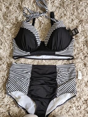 Nwt- Torrid High-Rise Bikini Set -Racer stripes deep black Size 1x 1-D/DD